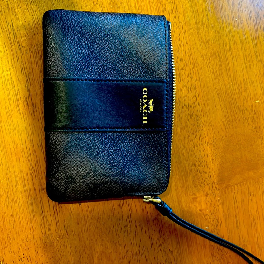 Coach zipper wallet